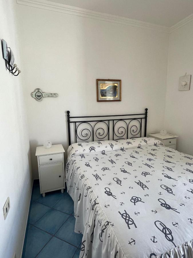 Ponza Inn- Casa Giovanna Buitenkant foto