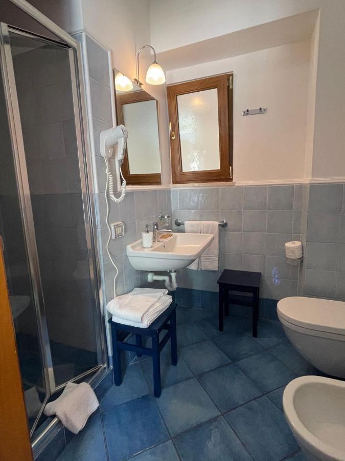 Ponza Inn- Casa Giovanna Buitenkant foto