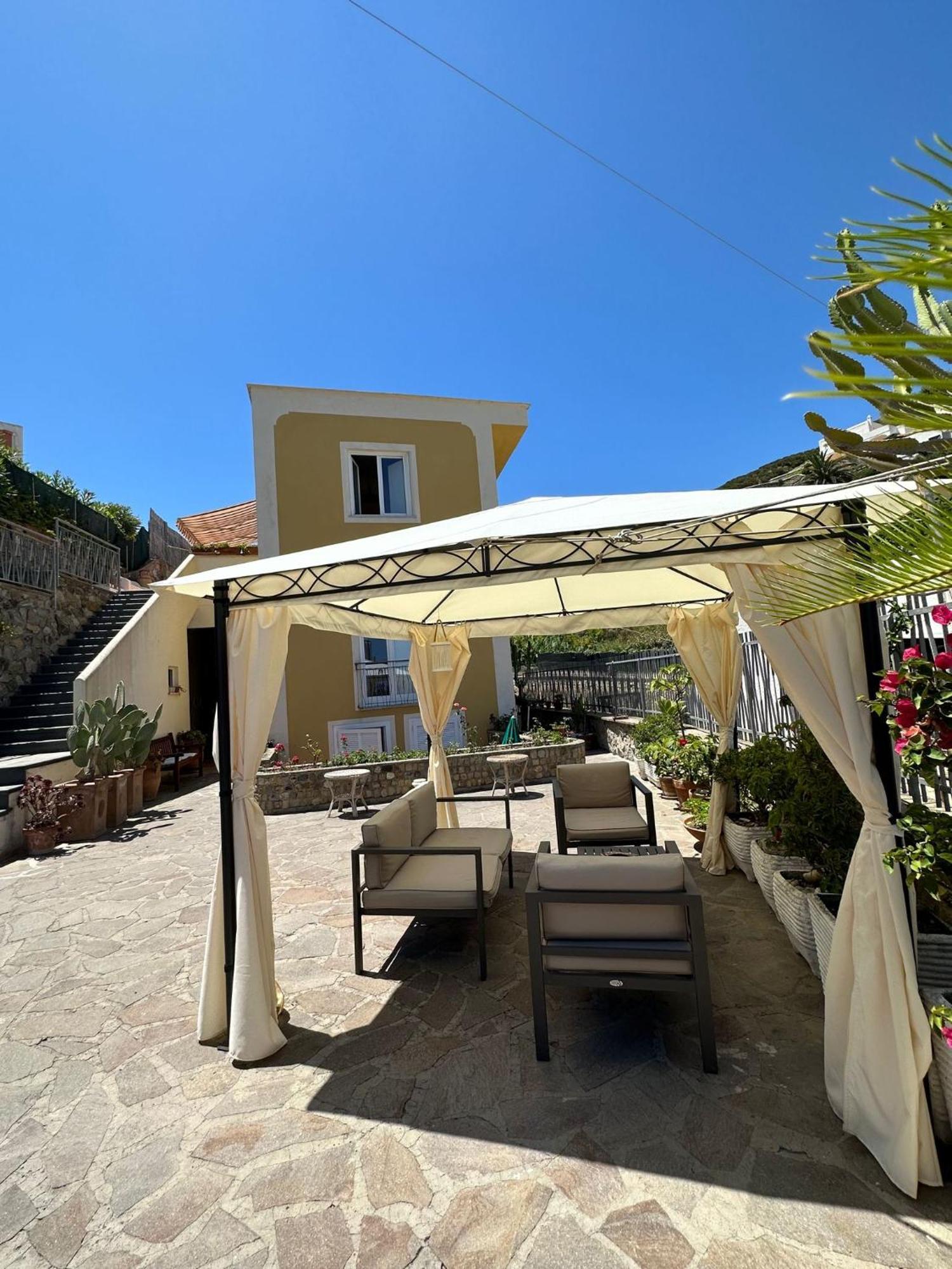 Ponza Inn- Casa Giovanna Buitenkant foto