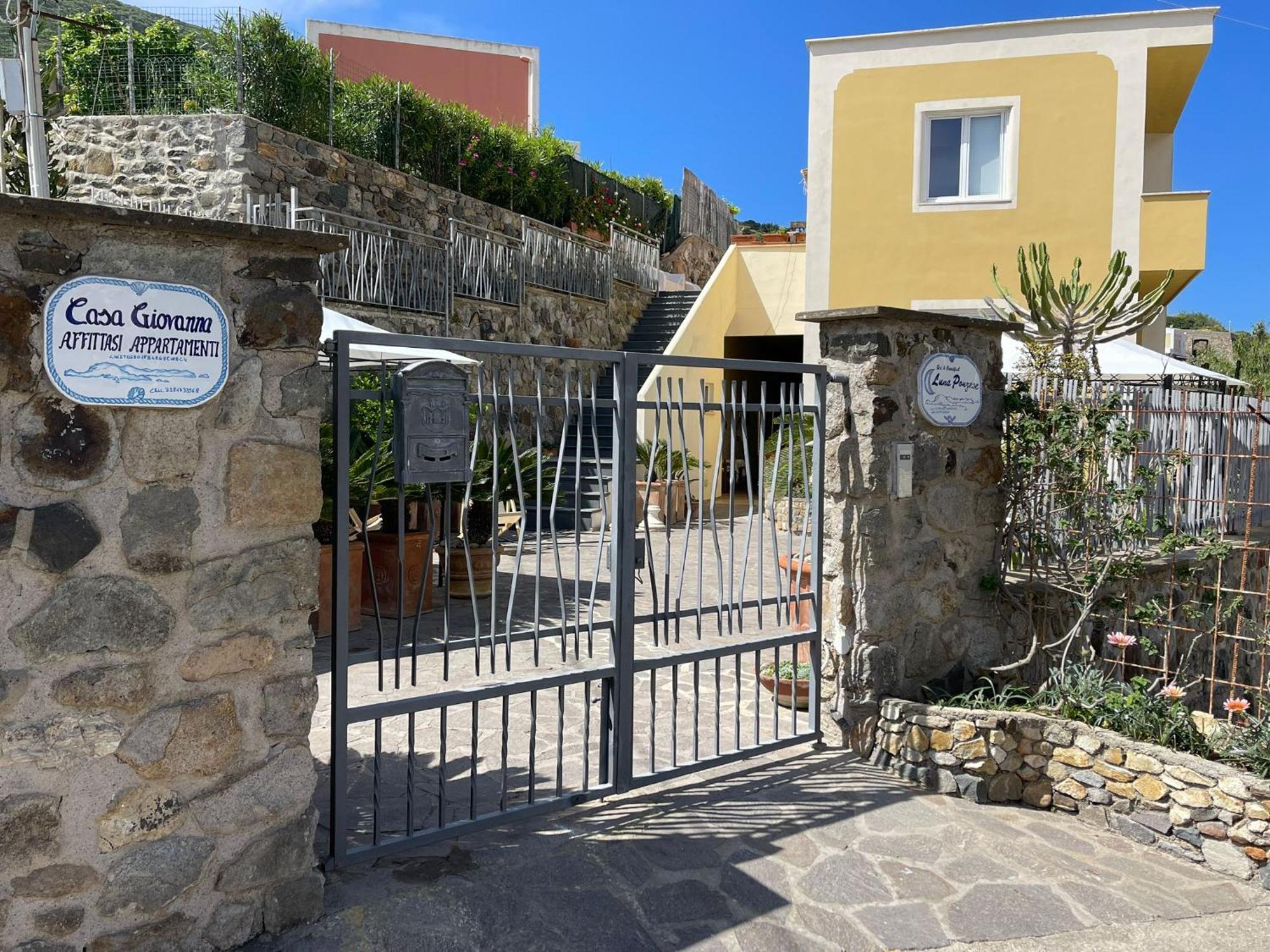 Ponza Inn- Casa Giovanna Buitenkant foto